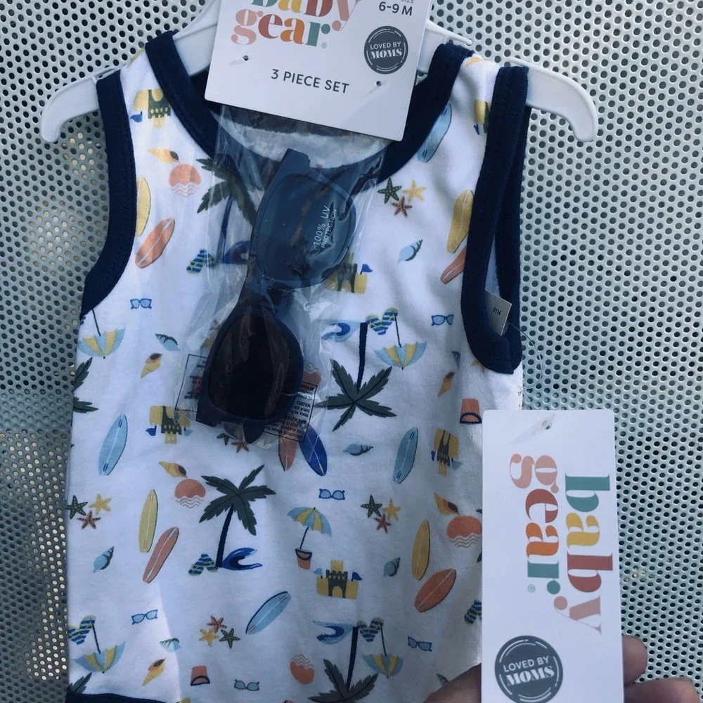 Boys - White Beach Print Onesie with Navy Pants & Sunglasses - Brand New w/Tags!